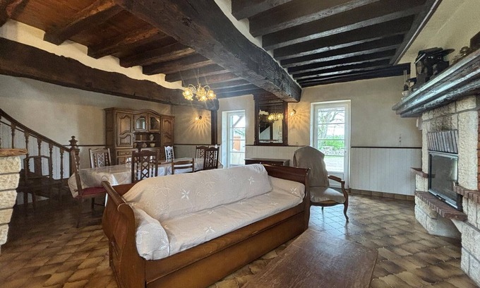 Saint-Pourcain-sur-Sioule Cabaña | Gite Saint-Pourçain-sur-Sioule, 4 bedrooms, 9 persons