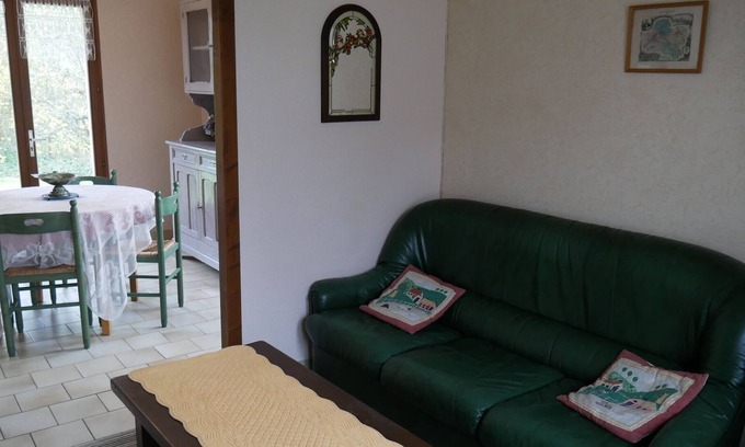 Saint-Denis-de-l'Hotel Casa | Casa rural Saint-Denis-de-l'Hôtel, 2 dormitorios, 5 personas