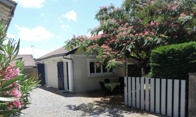 Sainte-Eulalie-en-Born Casa | Casa rural Sainte-Eulalie-en-Born, 1 dormitorio, 3 personas