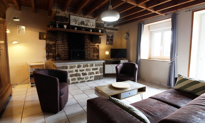 Saint-Bomer-les-Forges Cabaña | Gite Saint-Bômer-les-Forges, 3 bedrooms, 6 persons