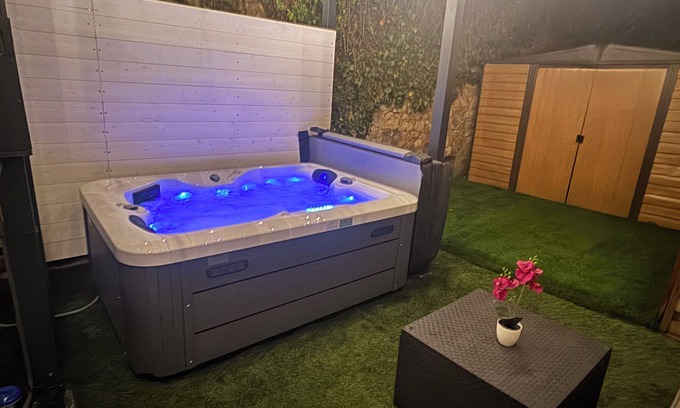 Clairvaux-les-Lacs Apartamento | Gite Spa du Thamis Clairvaux les lacs 5 min from the lake