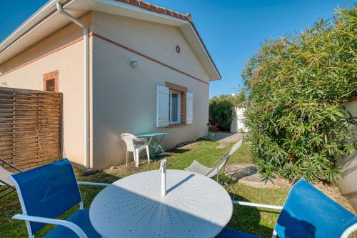 La Salvetat-Saint-Gilles Apartamento | Gite Studio Le Colibri