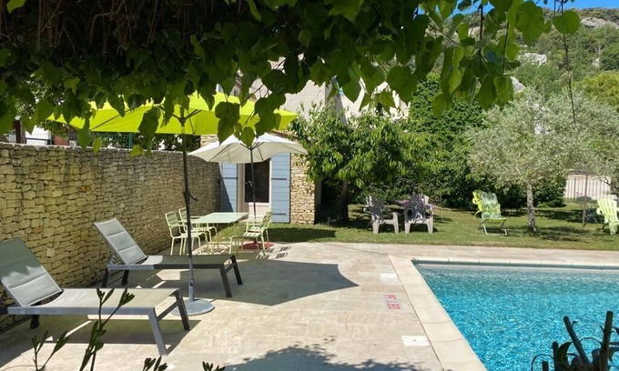 Venasque Apartamento | Gîte Studio with Terrace in Venasque