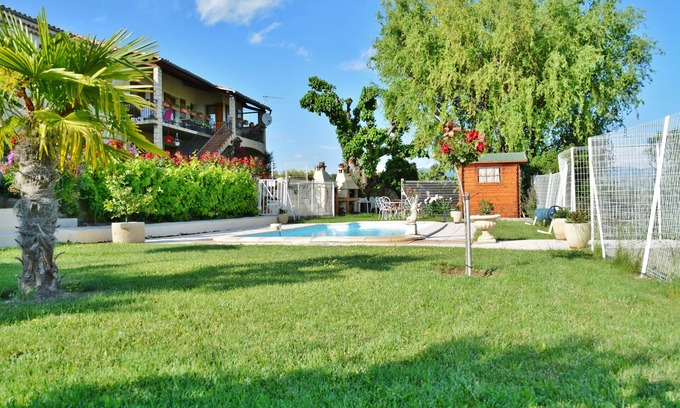 Upaix Cabaña | Encantadora casa de campo con vista excepcional de las montañas de los Alpes del sur