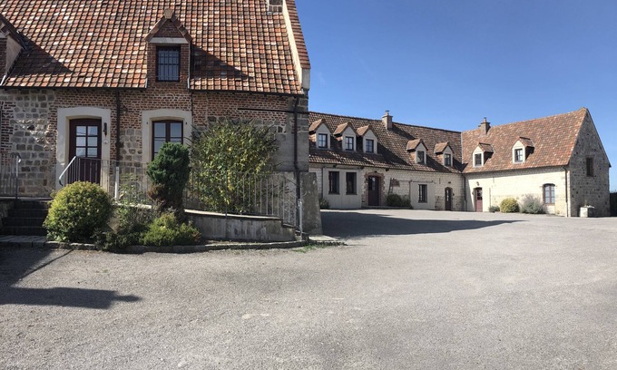 Tingry Casa | Cabaña con piscina en Domaine Du Vieux Chateau en Tingry en la Costa de Ópalo