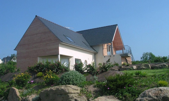 Tredrez-Locquemeau Cabaña | Casa con jardín entre la tierra y el mar