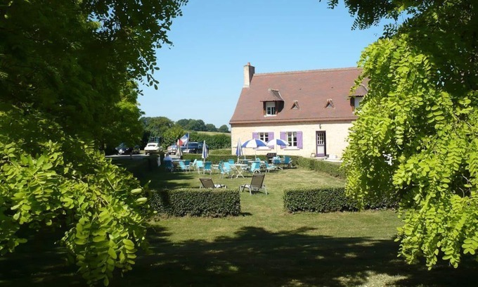 Epineu-le-Chevreuil Cabaña | Gîte avec piscine privée chauffée 29% LE MANS