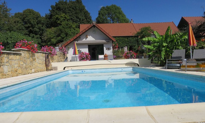 Saint-Benin-d'Azy Casa | Gite with swimming pool for adults only