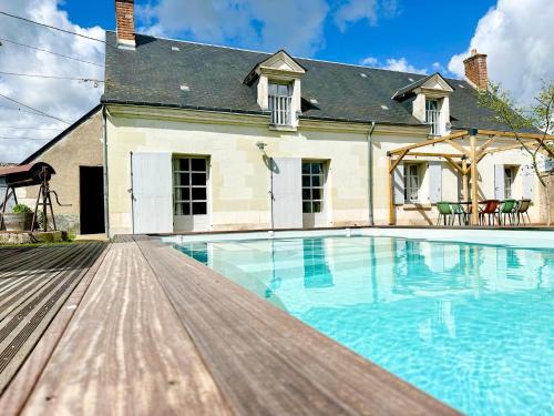 Mosnes Casa | Gites-domainedupin, gîte de la Closerie