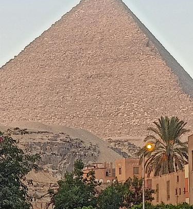 Al Haram Villa | Giza pyramids view house