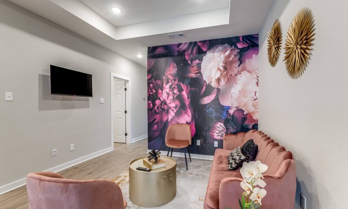 Barker Casa | Glam luxury lifestyle within Houston!
