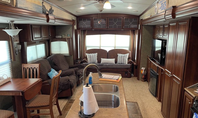Surfside Beach Alquiler De RV | Glam-ping by the Sea, 1 Bdr 1 Ba in Ocean Lakes