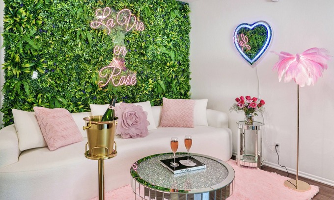 Westlake Village Apartamento | Glam Westlake 2BR. Balcony, Pool & Jacuzzi views + Complimentary Veuve Clicquot