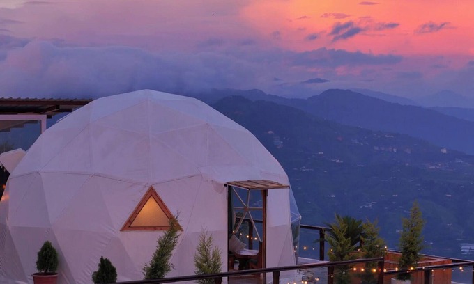 Cheog Cabaña | Glamo Home Cheog, Shimla with Private Projector, Pool Table,Hot tub