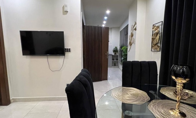 Rawalpindi Apartamento | Glamorous one bed apartment near food street