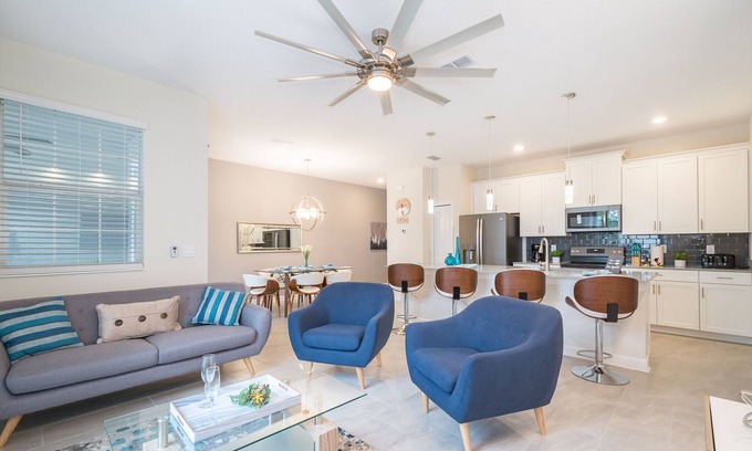 Kissimmee Chalet De Esquí | Glamorous Townhouse 4Bed/3Bath/Pool/5Min Disney