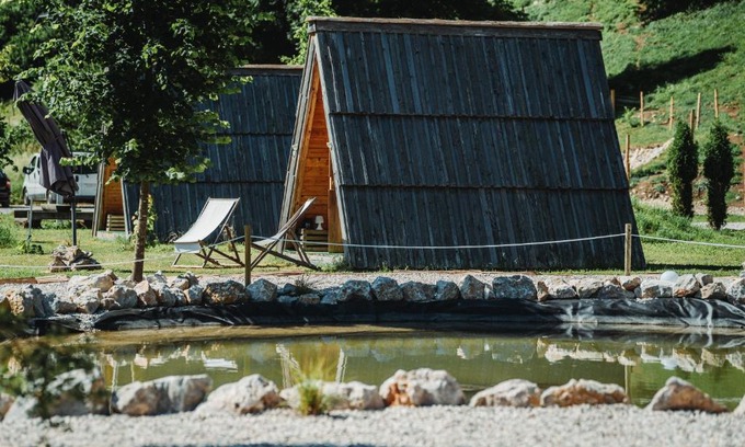 Misace Otro | Glamping alp hut in camping Garden Park