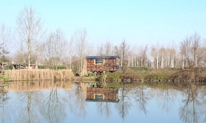 Albairate Casa | Glamping Casetta sul lago 2