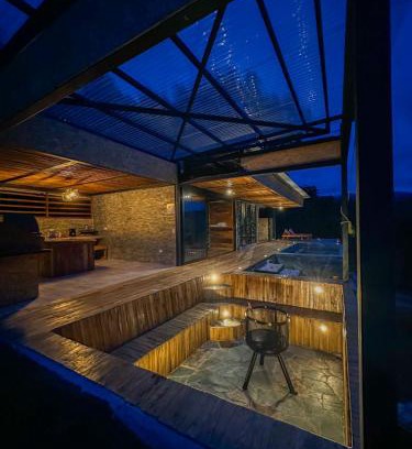 Apia Otro | GLAMPING ENTRE MONTES Y CAFETALES