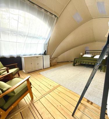 McIntosh Otro | Glamping Escape at Manzano Mountain Retreat