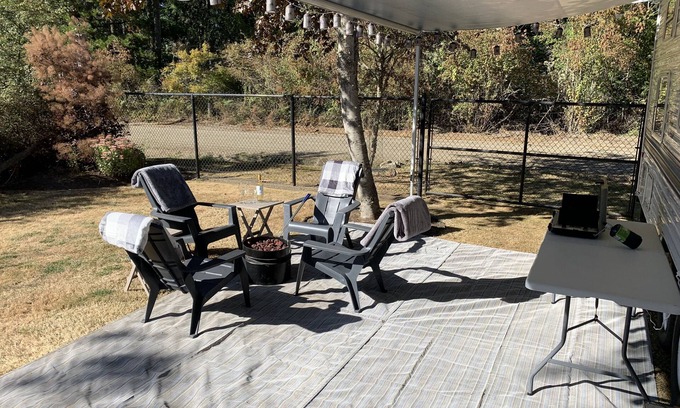 Regional District of Nanaimo Casa | Glamping Getaway in the country.