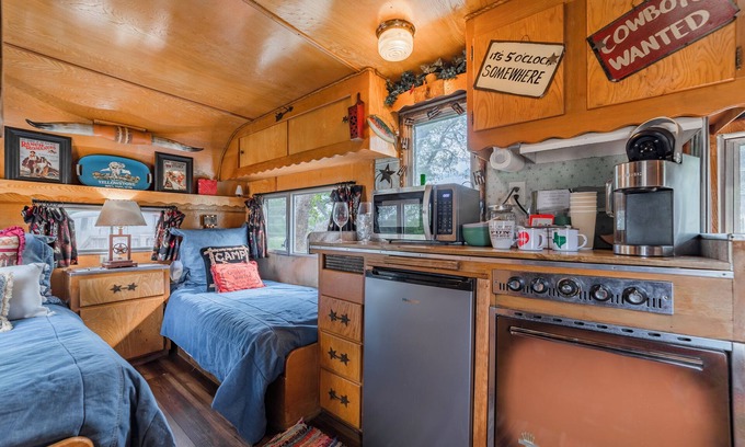 Spicewood Casa | Glamping in Spicewood TX Hill Country ~ The Cowgirl at Green Acres