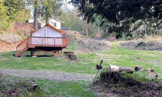 Poulsbo Alquiler De RV | Glamping on 4 acres, easy access to Olympic Peninsula and Historic DT Poulsbo