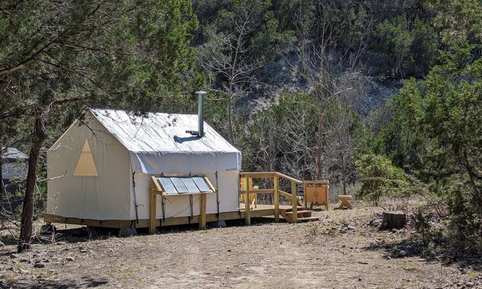 Vanderpool Alquiler De RV | Glamping Tents 1, 2, 3