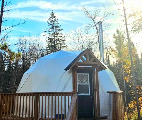 Hadashville Otro | Glamping with the Stars, Aquarius