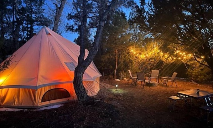 Zapata Alquiler De RV | Glamping yurt/tent, Fire Pit+Grill+Hammock+more, Great Sand Dunes