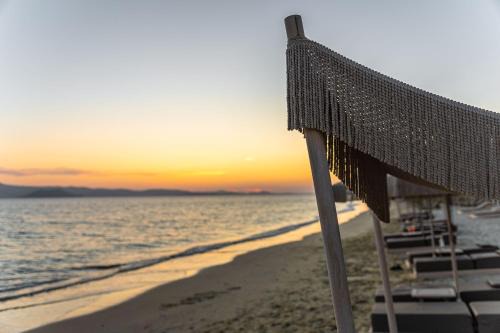 Plaka Casa | Glaronissi Beach