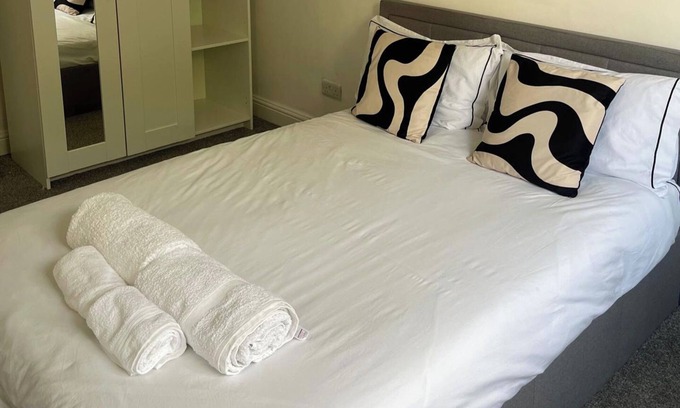 Glasgow Apartamento | Glasgow City Apartment with 2 Bedrooms