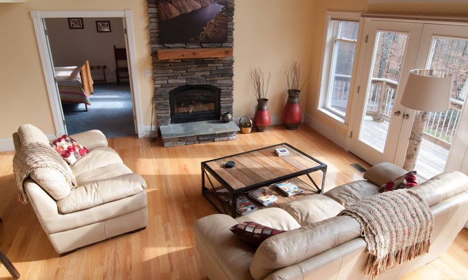 Dovey Luck Casa | Glass House on Lake Anna - Lakefront house with private dock