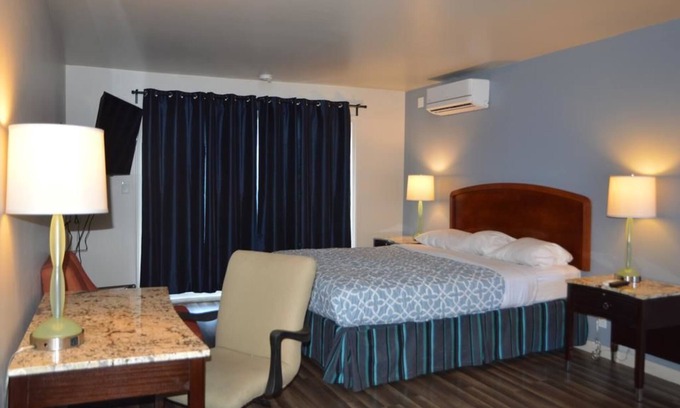 Ventura Hotel | Glass Slipper Inn - Stanford Palo Alto