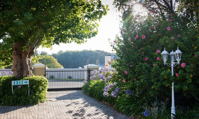 Constantia Casa | Glen Avon Lodge Boutique Hotel