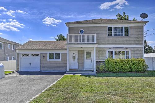 Glen Cove Casa | Glen Cove Home Walk to Boardwalk and Dining!