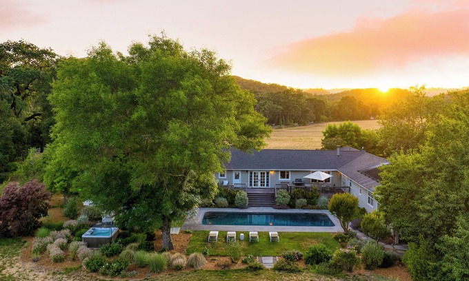 Glen Ellen Casa | Glen Ellen Escape | 5BR Retreat w/Pool, Hot Tub, Hammocks & Vineyard Views