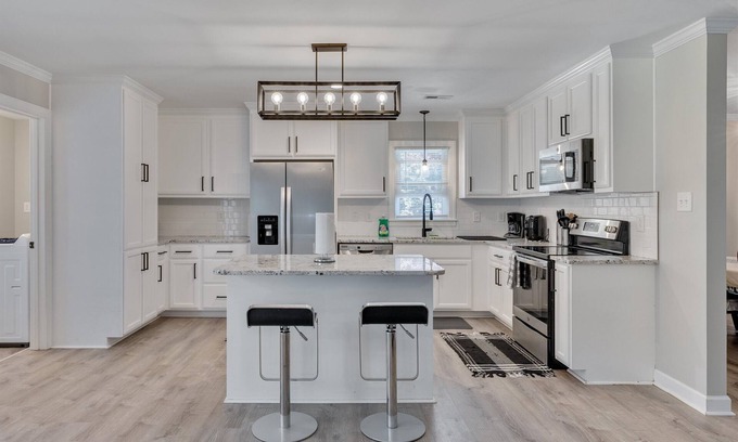 Durham Casa | Glenco 3br Rtp @ Brier Creek 3 Bedroom Home by Quantum Suites