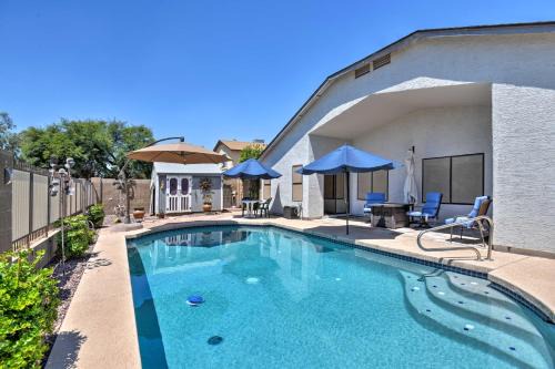 Glendale Casa | Glendale Home with Pool - Walk to NFL Games!