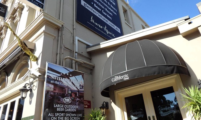 Hawthorn Hotel | Glenferrie Hotel