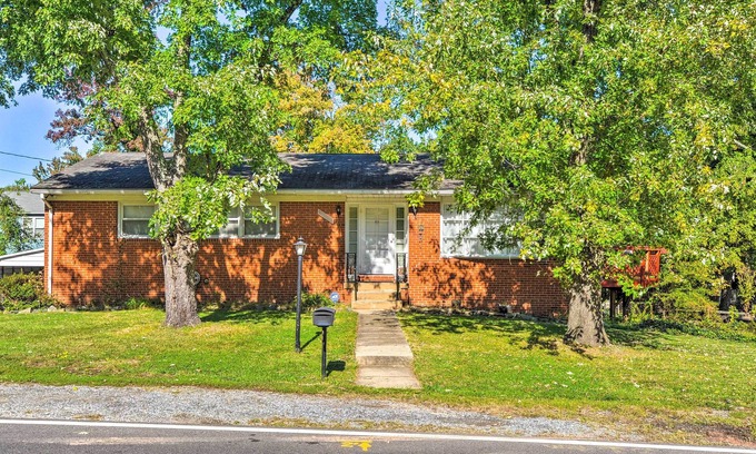 Montpelier Apartamento | Glenn Dale Apt w/ Yard ~ 15 Mi to Washington!