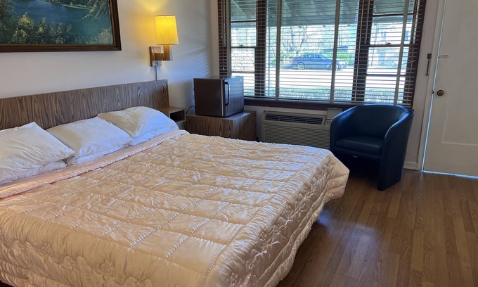 Delaware Water Gap Hotel | Glenwood Inn & Conference Center