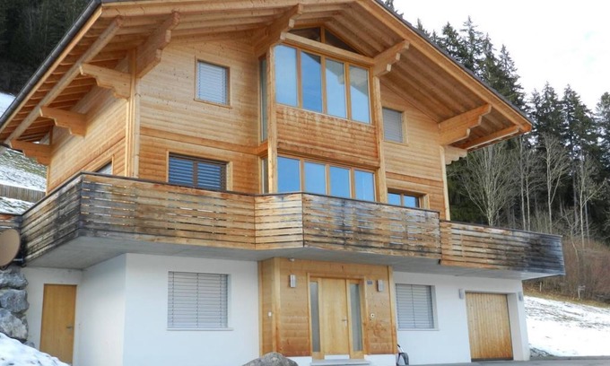 Zweisimmen Apartamento | Gletscherblick, Chalet by Interhome