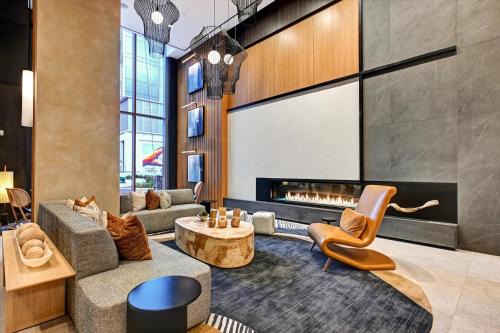 Reston Apartamento | Global Luxury Suites at Town Center