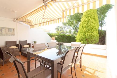 Canet de Berenguer Casa | Global Properties, Adosado con piscina en la playa de Canet