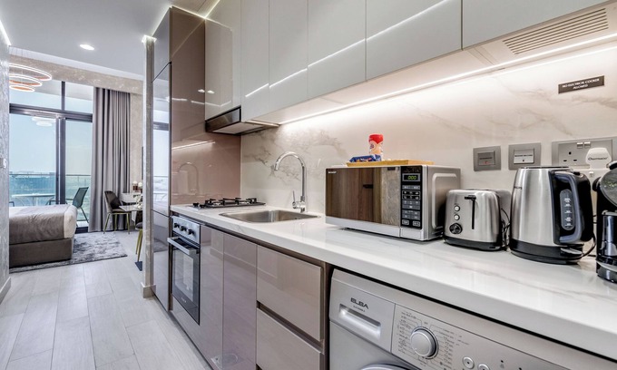 Nad Al Sheba Apartamento | GLOBALSTAY. Azizi Riviera 48