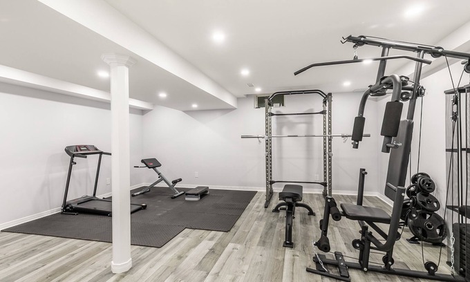 Stoney Creek Casa | GLOBALSTAY. Modern 3-4 Bedroom Town