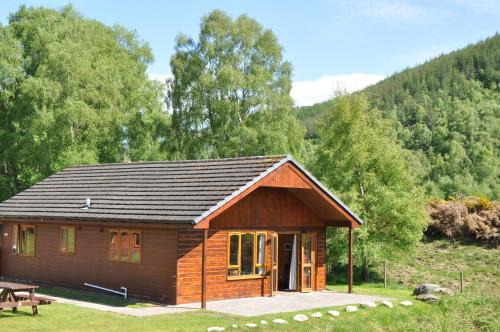 Glen Urquhart Chalet De Esquí | Glomach Lodge at Lochletter Lodges