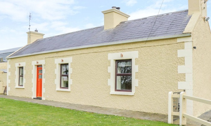 Inishmacatreer Cabaña | Glor Cottage, KNOCK, CONDADO MAYO