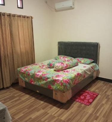 Ambon Casa | Gloria Guest House